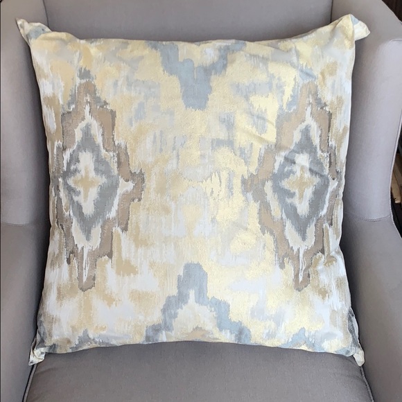 Z Gallerie Accents Z Gallerie Raj Silver Gold Throw Accent Pillow